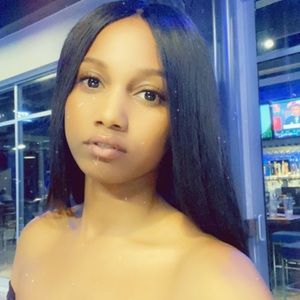 Meet your Posher, Qadirah